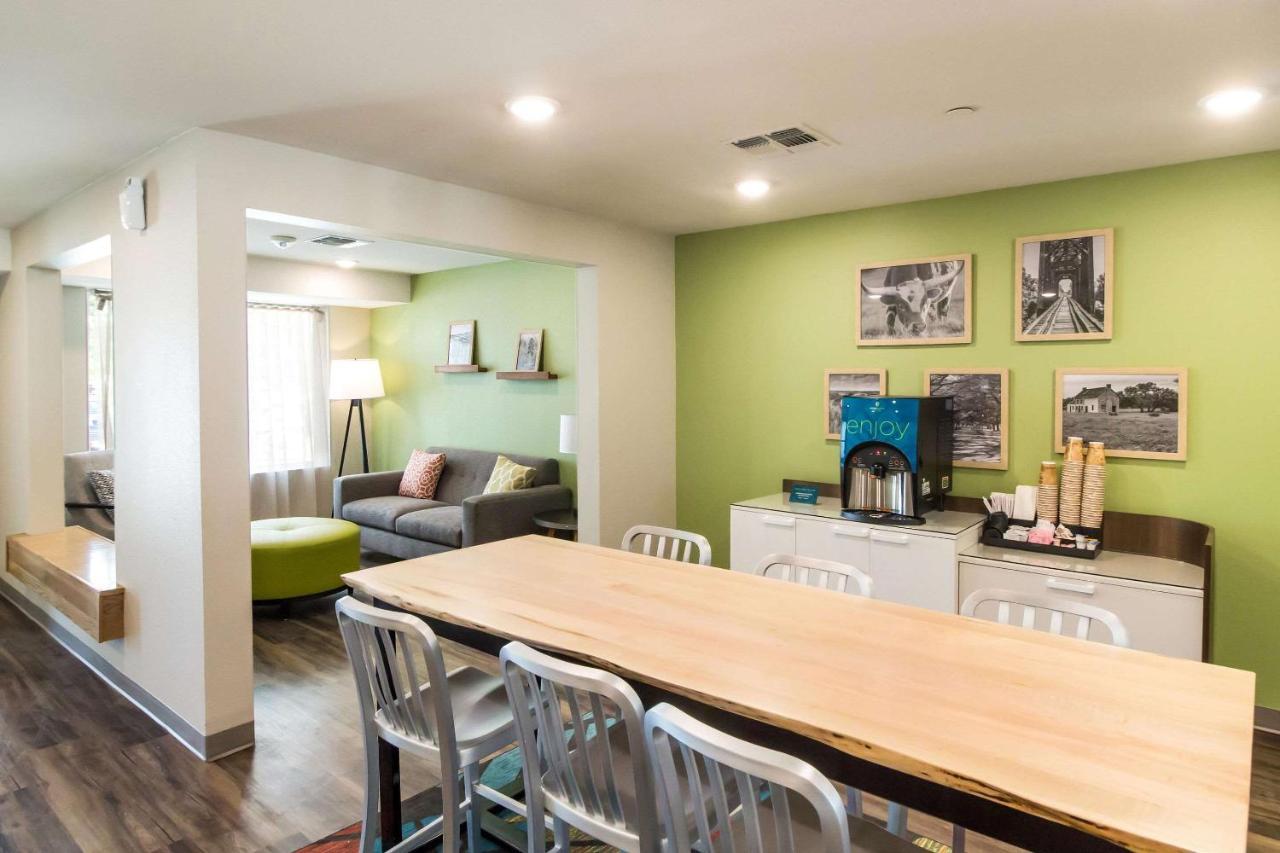 Woodspring Suites Lake Jackson Esterno foto